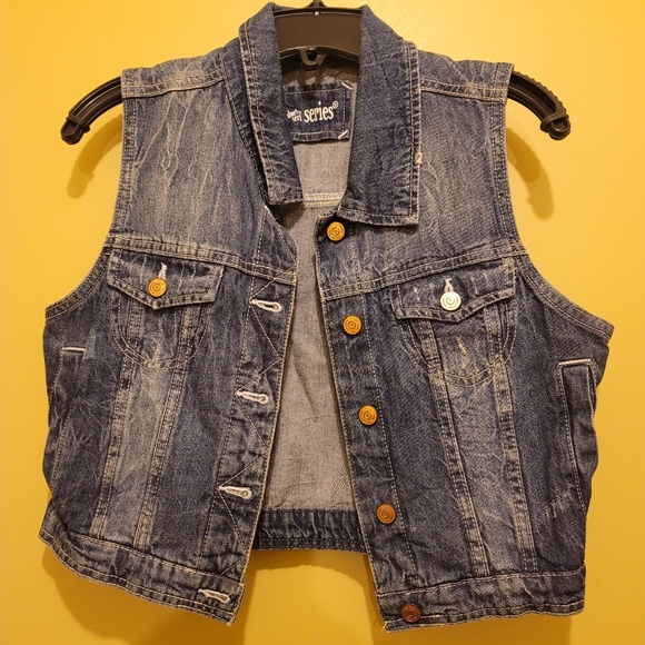 Cropped Denim Vest (woman's large) - Picture 1 of 4